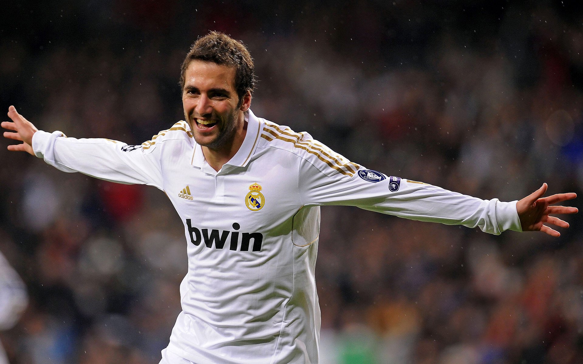 赛道与心灵的双重博弈,哈利伯顿在F1年度争冠之夜的终极爆发