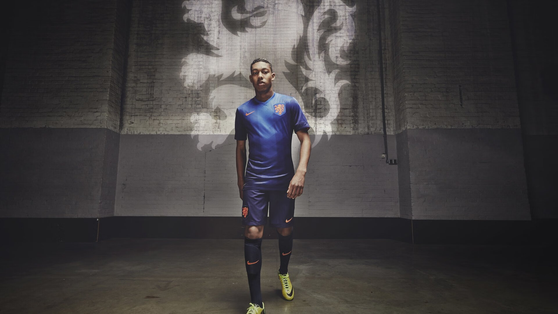 年度焦点之战之夜，本泽马一剑封喉，诠释何为巨星价值