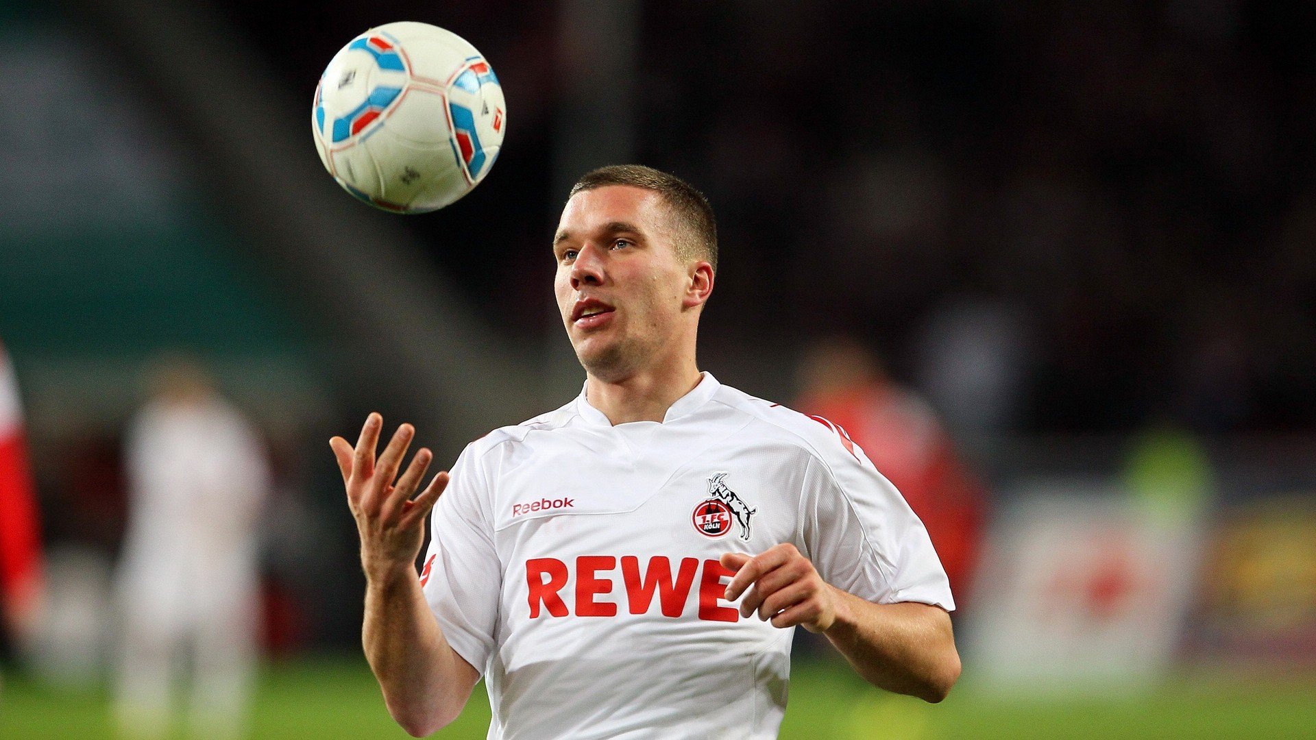 智利对阵雷恩，迪亚斯如何以独特节奏掌控全场