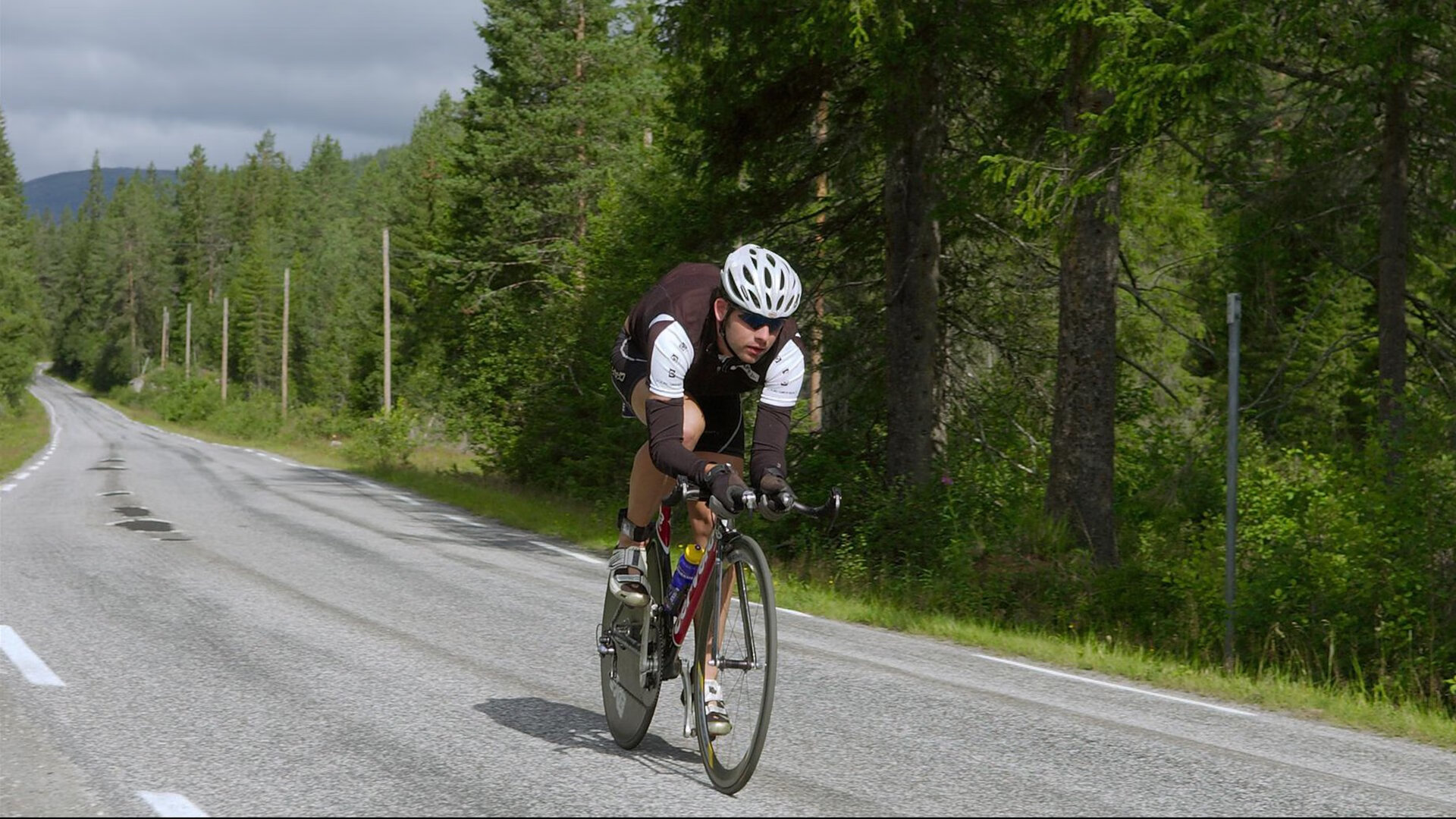 绝境逢生！布克末节狂飙导演逆转，广东险胜浙江捍卫荣耀
